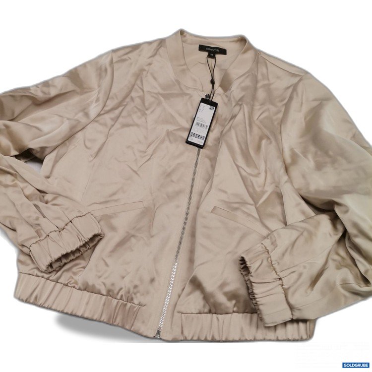 Artikel Nr. 879543 Artikel Nr. 879543: Comma Jacke