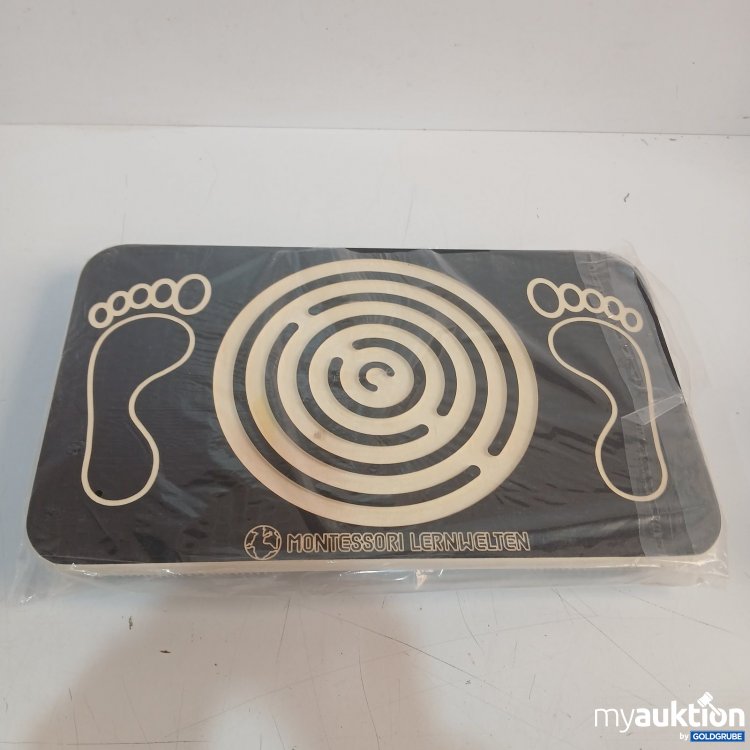 Artikel Nr. 466544 Artikel Nr. 466544: Montessori Lernwelten Balancierbrett mit Fußabdruck und Labyrinth