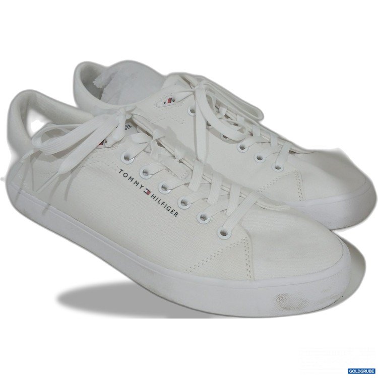 Artikel Nr. 462547 Artikel Nr. 462547: Tommy Hilfiger Sneaker Größe 45 verschmutzt