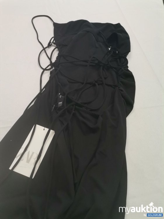 Artikel Nr. 842547 Artikel Nr. 842547: Zara Kleid