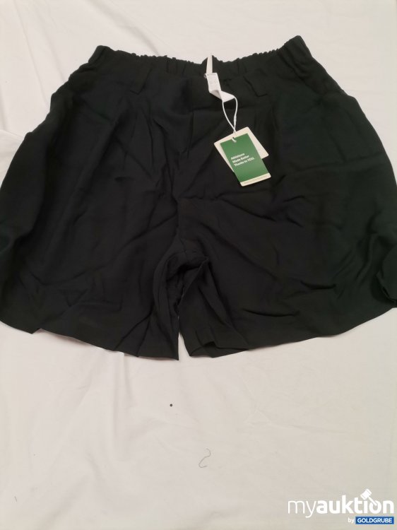 Artikel Nr. 435548 Artikel Nr. 435548: Halara Shorts