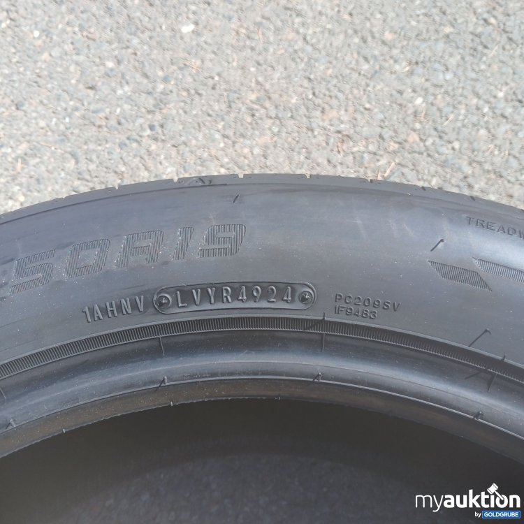 Artikel Nr. 440548: Falken Azenis 235/50R19 Reifen