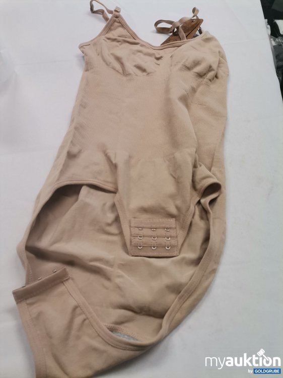 Artikel Nr. 842548: Creamy Body shape Verschmutzt 