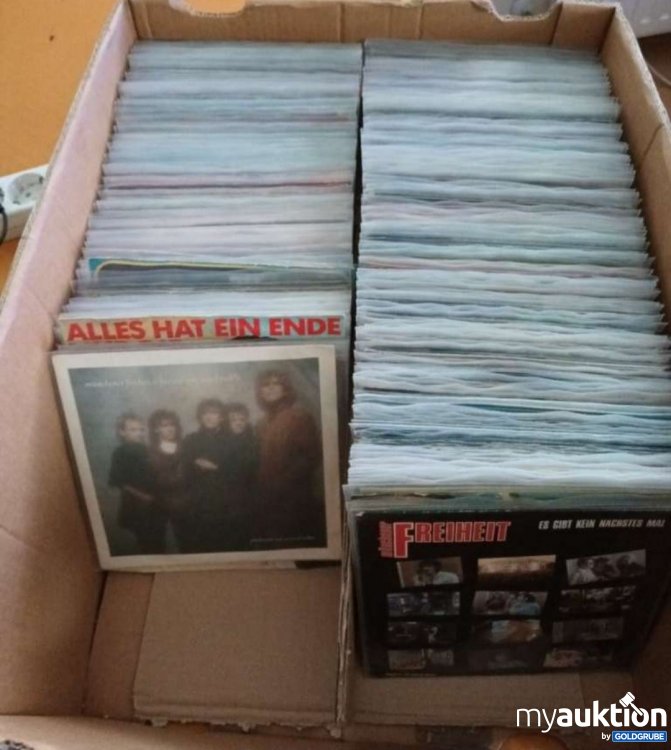 Artikel Nr. 398551: 300 Stück Single Schallplatten 