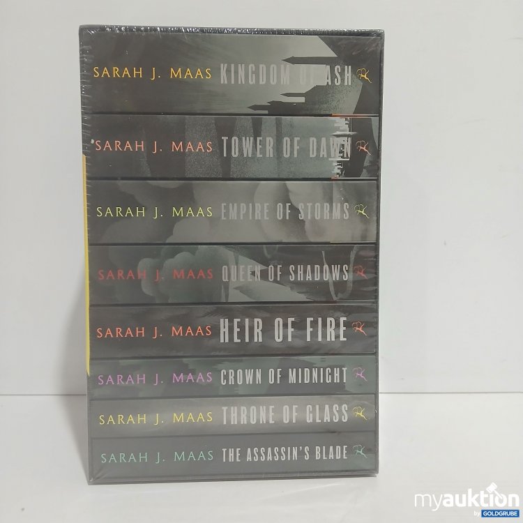 Artikel Nr. 854552 Artikel Nr. 854552: Sarah J. Maas Throne of Glass the Complete Collection