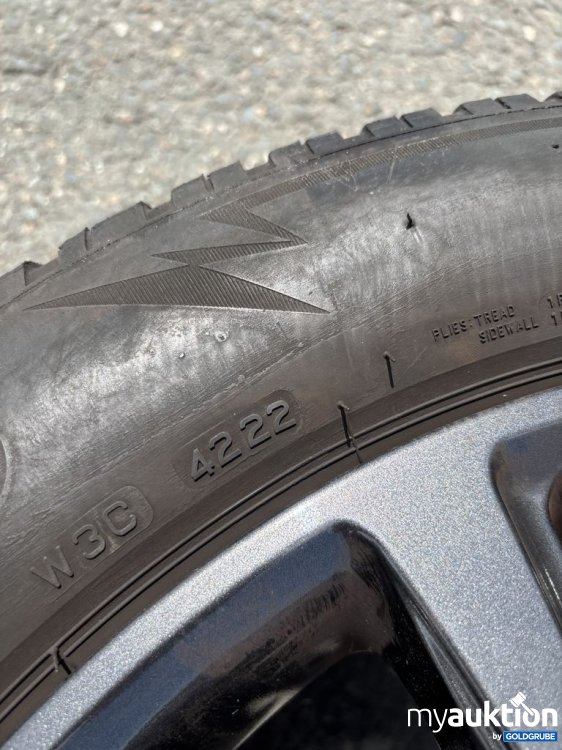Artikel Nr. 444554: Bridgestone LM005 235/55 R19 mit Felge