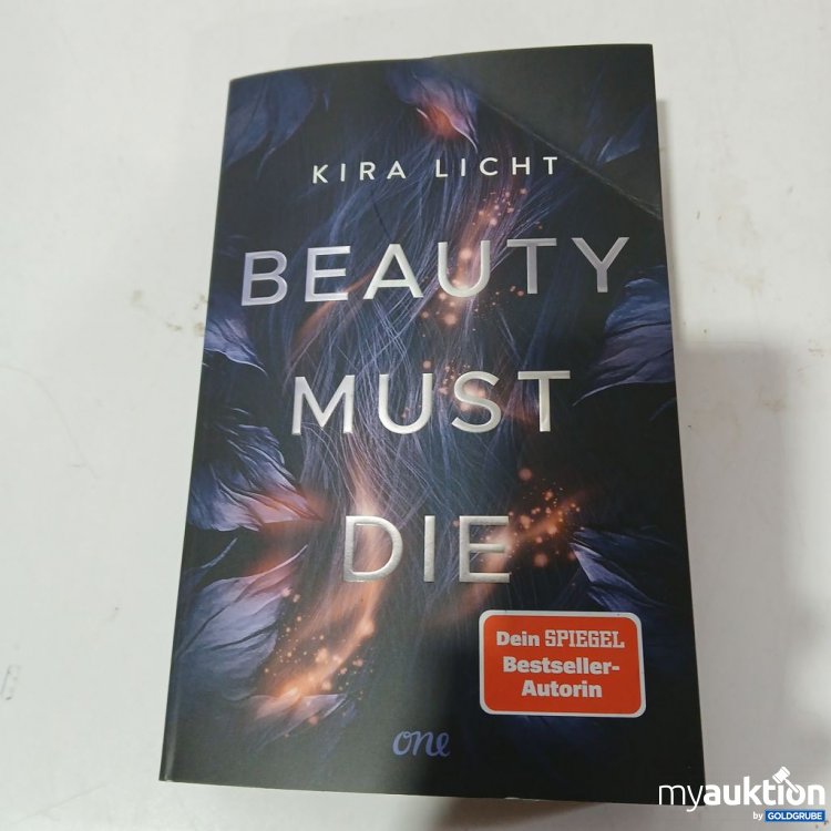 Artikel Nr. 953555: Kira Licht Beauty Must Die