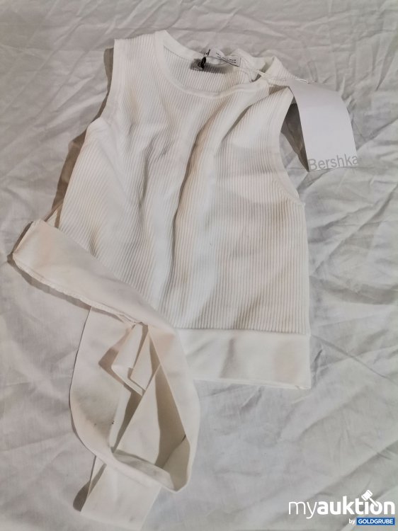 Artikel Nr. 514556: Bershka Oberteil verschmutzt 