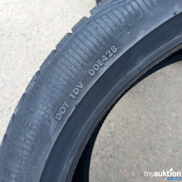 Artikel Nr. 523556: Vredestein Quatrac Pro+ 235/45 R 21 XL