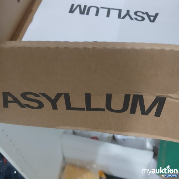 Artikel Nr. 462558: ASYLLUM Stiefel