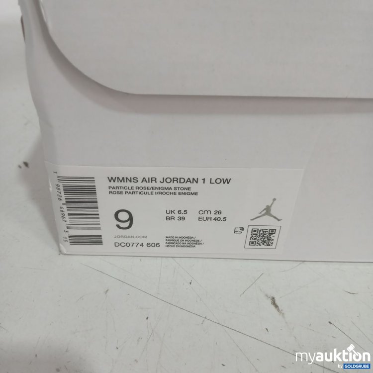 Artikel Nr. 992558: Nike Air Jordan 1 Low Weiß/Pink/Grau 9