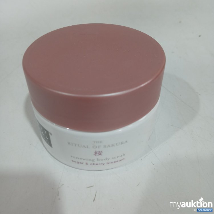 Artikel Nr. 956559: Rituals of Sakura renewing body scrub 125g 