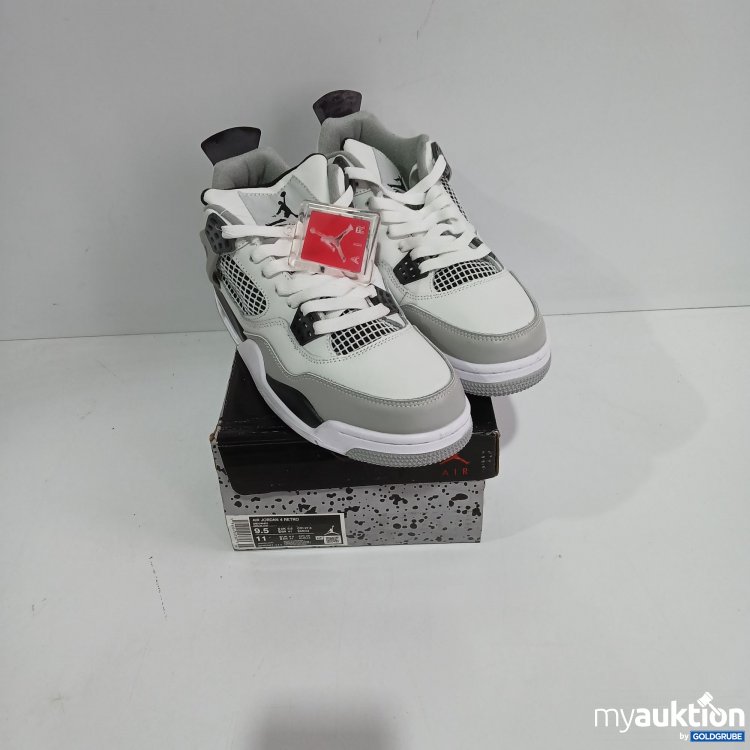 Artikel Nr. 428562 Artikel Nr. 428562: Air Jordan 4 Retro grey/white