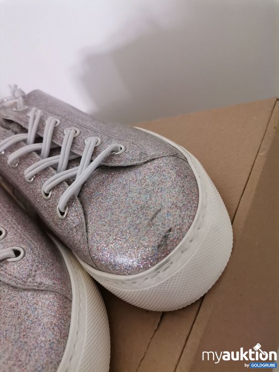 Artikel Nr. 848562 Artikel Nr. 848562: Paul Green Sneaker leicht verschmutzt