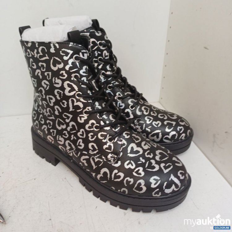 Artikel Nr. 980567 Artikel Nr. 980567: FRIBOO Stiefel schwarz mit Herzmuster