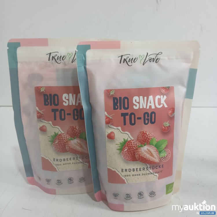 Artikel Nr. 996569 Artikel Nr. 996569: True Love Bio snack to go Erdbeerstücke je 50g