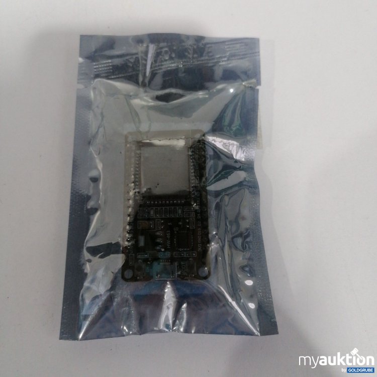Artikel Nr. 827570 Artikel Nr. 827570: ESP32 WROOM-320 WiFi Bluetooth Development Board