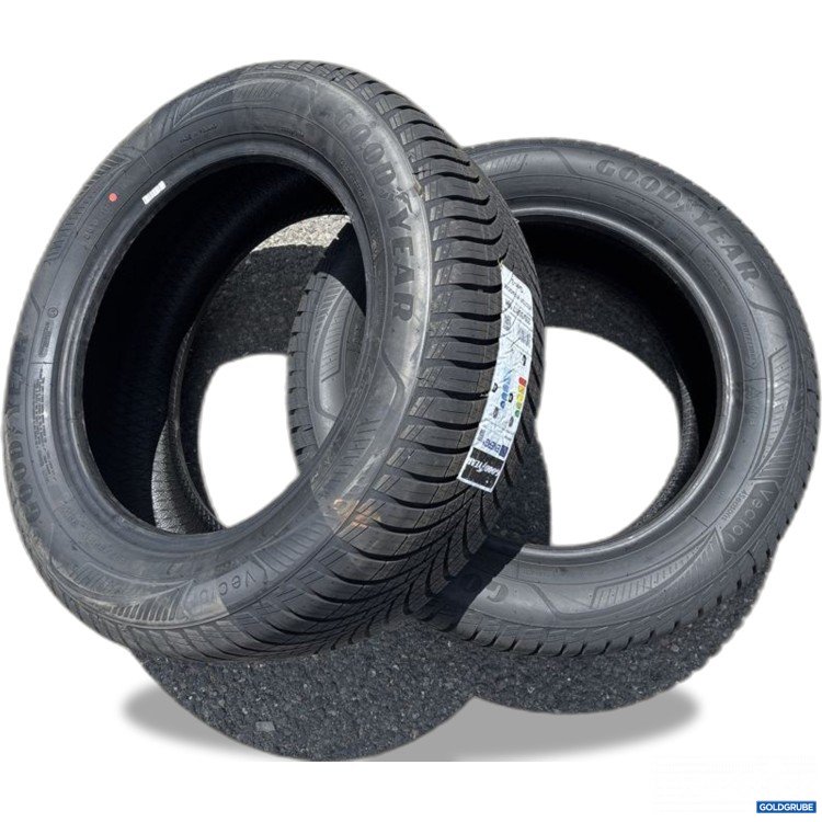 Artikel Nr. 444574 Artikel Nr. 444574: Goodyear Vector 4Seasons Gen-3 235/55 R17