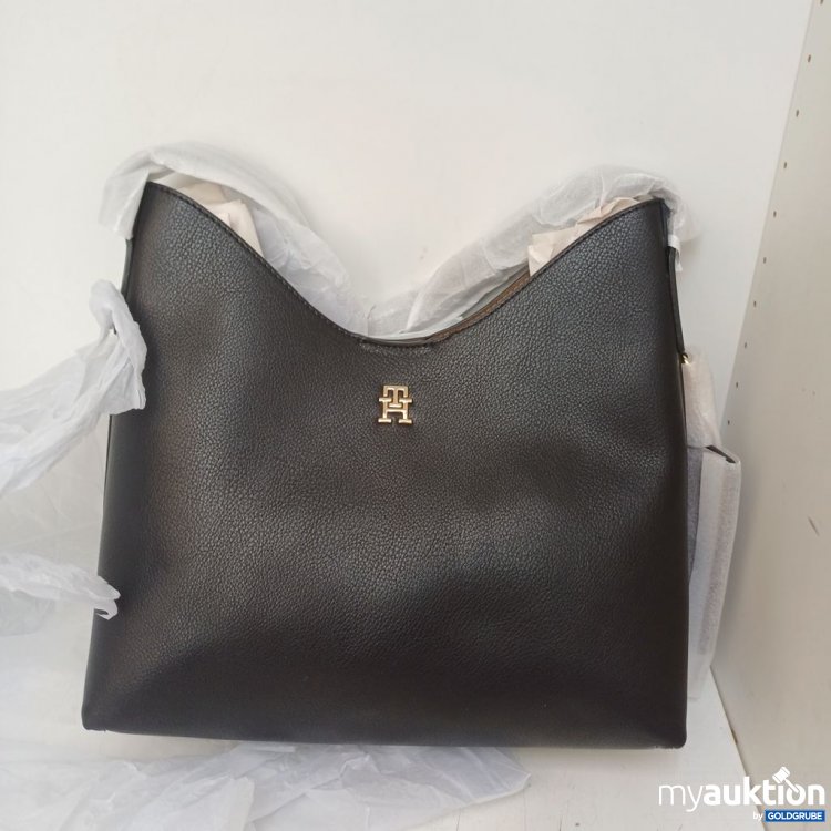 Artikel Nr. 980574 Artikel Nr. 980574: Tommy Hilfiger TH Icon Shoulder Bag Schwarz