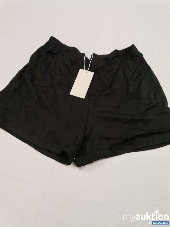 Artikel Nr. 809575 Artikel Nr. 809575: Halara Shorts