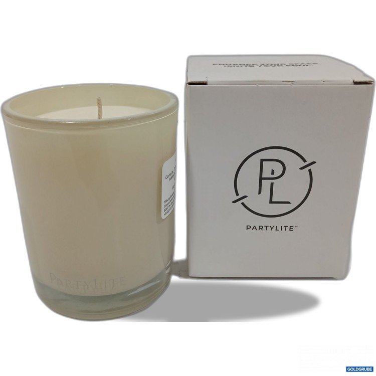 Artikel Nr. 883575 Artikel Nr. 883575: Partylite Kerze 220g Iced Snowberries