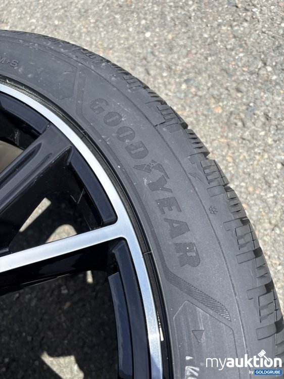 Artikel Nr. 444579: Goodyear Alufelge mit Reifen 255/40R20