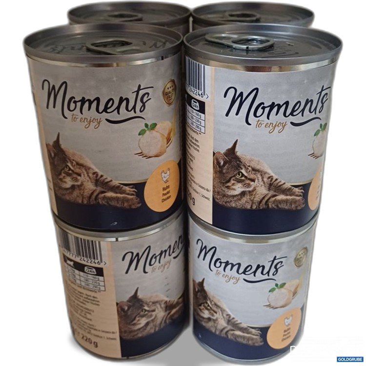 Artikel Nr. 985579: Moments Katzenfutter Huhn 8x220g