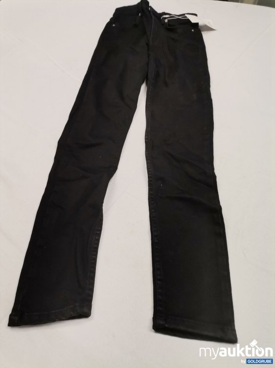 Artikel Nr. 822580: Bershka Jeans 