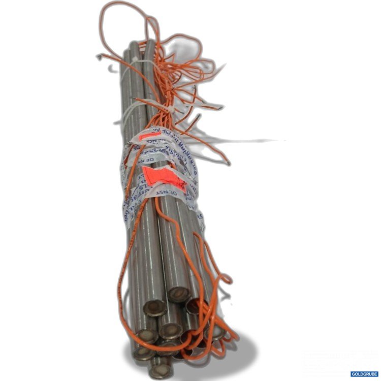 Artikel Nr. 441586: Edelstahlrohre mit Kabeln