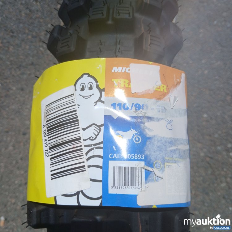 Artikel Nr. 439590: Michelin 110/90-19 Tracker Reifen