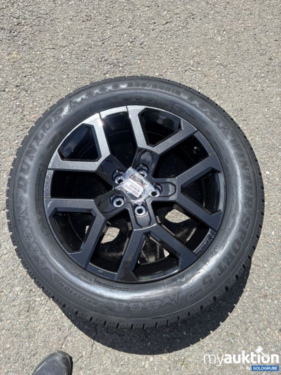 Artikel Nr. 444592 Artikel Nr. 444592: Dunlop Winter Sport 5 235/60 R18 mit Felge