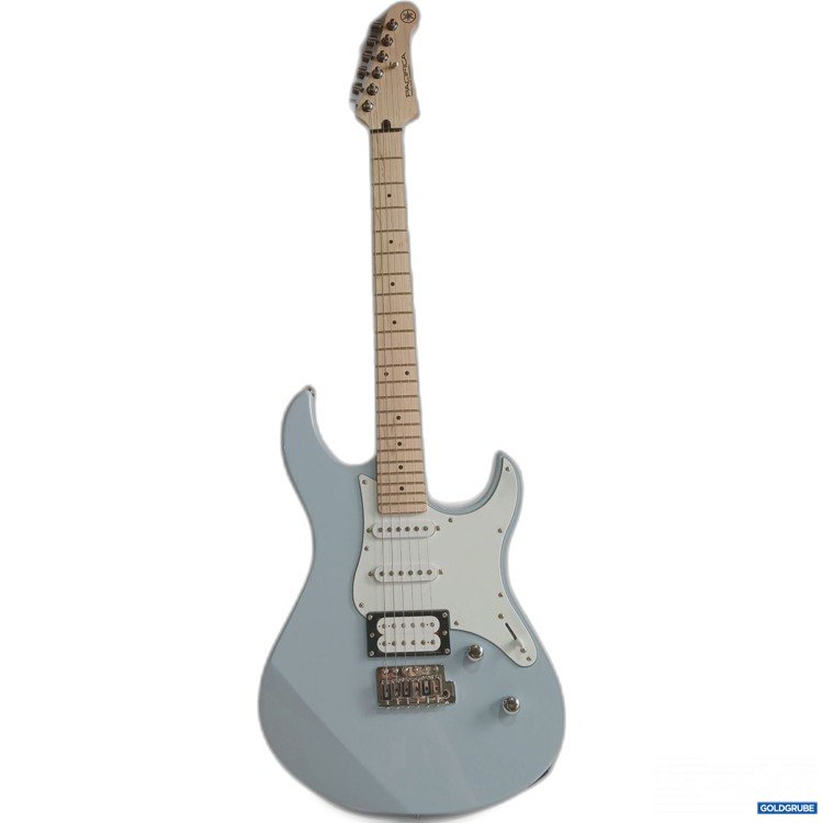 Artikel Nr. 972592: Yamaha Pacifica Electric Guitar  PAC112VM ice blue 