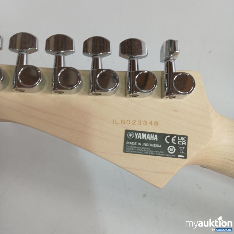 Artikel Nr. 972592: Yamaha Pacifica Electric Guitar  PAC112VM ice blue 