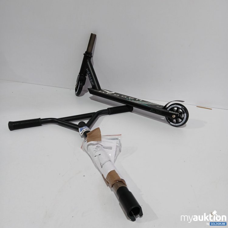 Artikel Nr. 801593 Artikel Nr. 801593: Kesser Stunt Scooter