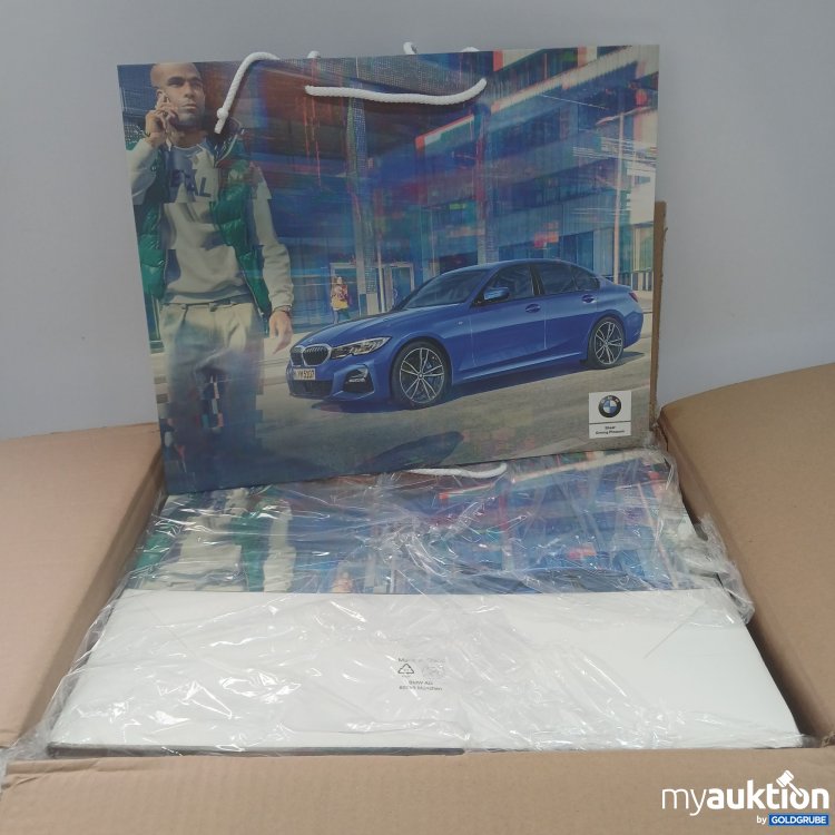 Artikel Nr. 868593 Artikel Nr. 868593: BMW Papiertaschen 50 Stück
