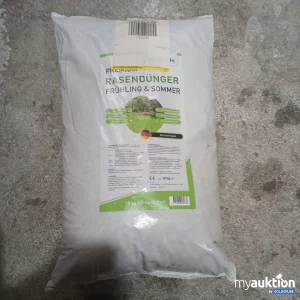 Artikel Nr. 477594: Natureflix Premium Rasendünger Frühling-Sommer 10kg