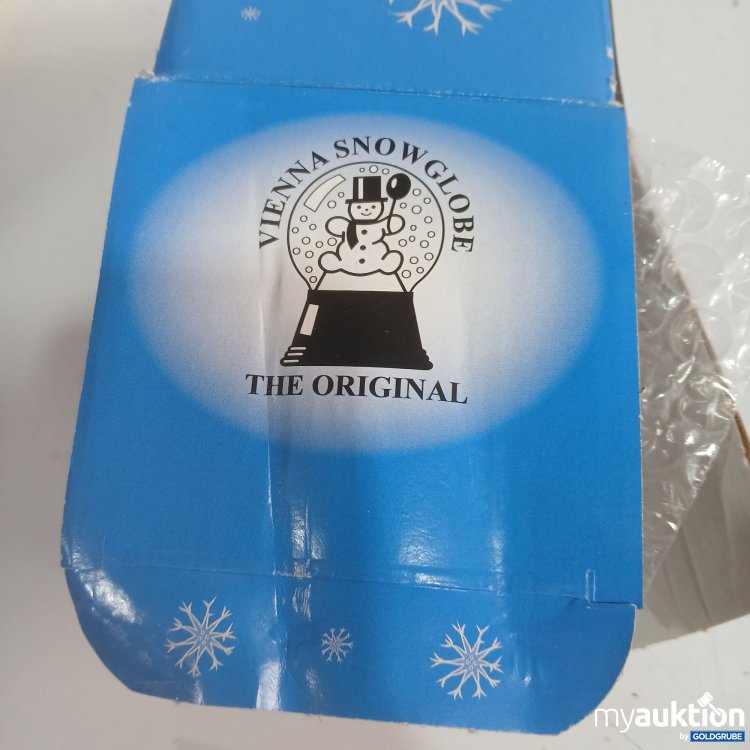 Artikel Nr. 989595 Artikel Nr. 989595: Vienna Schneekugel Rentier