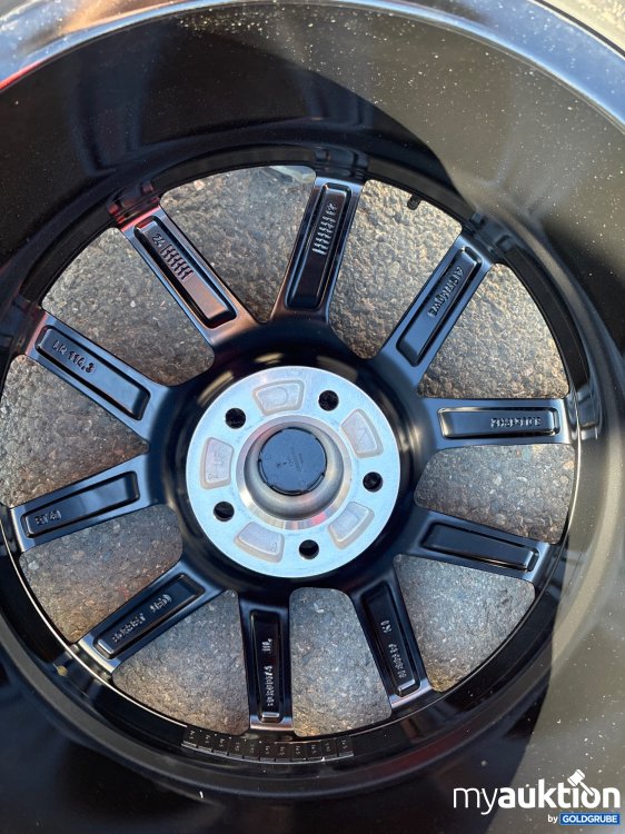 Artikel Nr. 438597: Nexen Tire Reifen 235/45R19 inklusive Felge