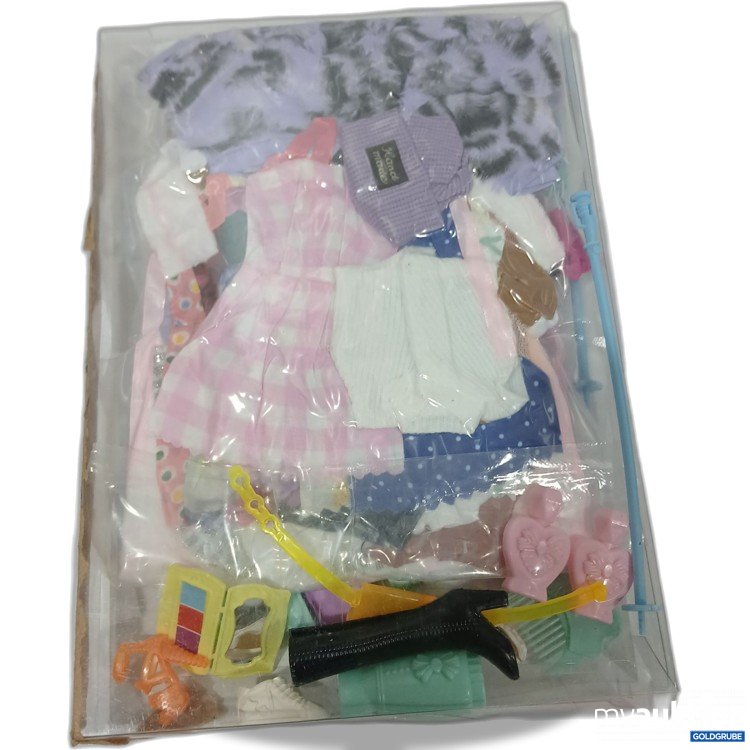Artikel Nr. 883598 Artikel Nr. 883598: Kleidungsset für Barbie