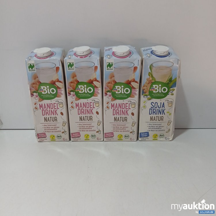Artikel Nr. 958599: DM diverse Soja und Mandeldrinks
