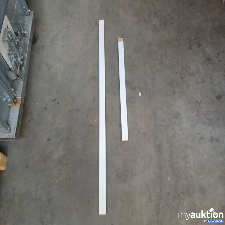 Artikel Nr. 985600 Artikel Nr. 985600: Reese Sockelleiste Weiß 40mm Höhe, Weimarer Profil, 230cm Fußleiste aus MDF nicht selbstklebend