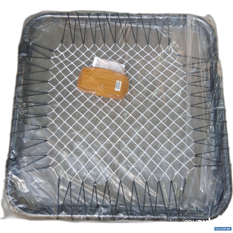 Artikel Nr. 967604: Trampolin ca 100×100cm 