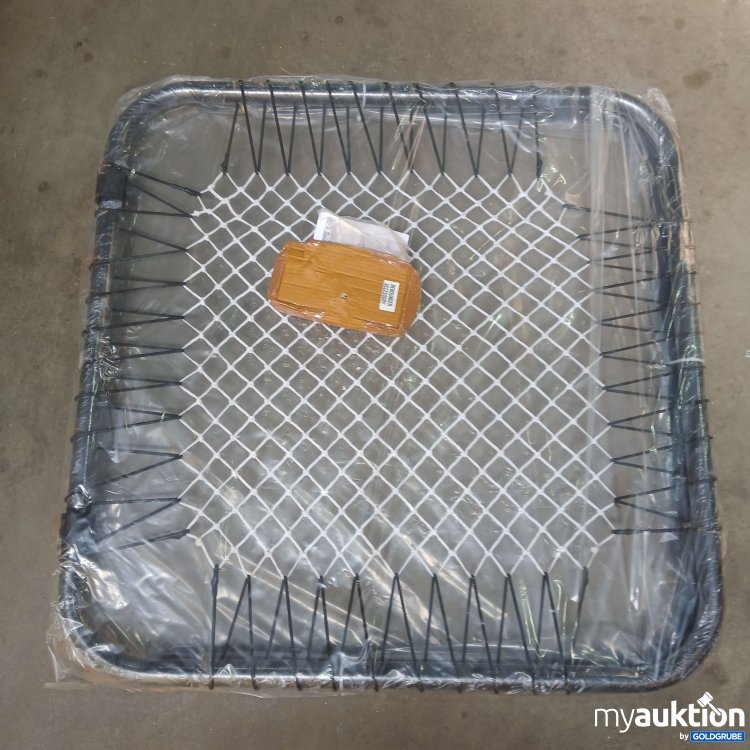 Artikel Nr. 967604: Trampolin ca 100×100cm 