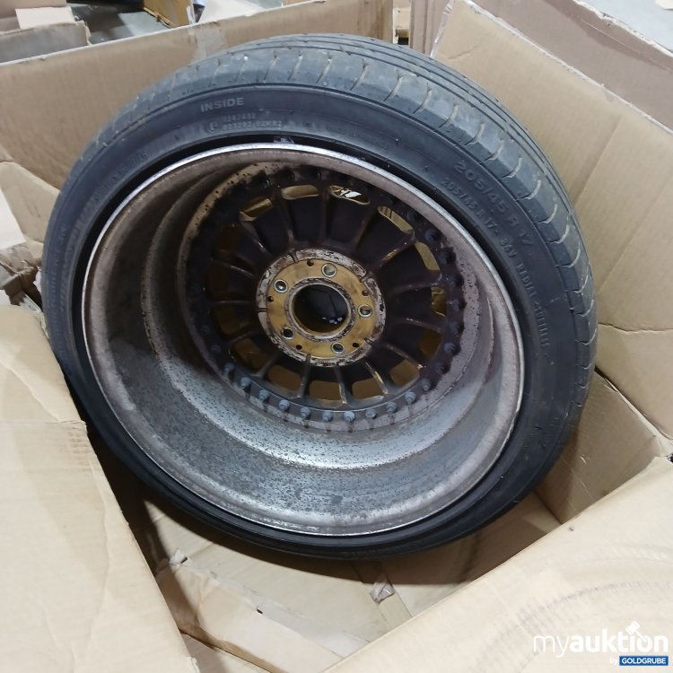 Artikel Nr. 519607: Mercedes Felge mit Reifen 205/45 R17 Continental 