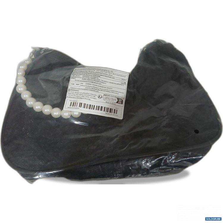 Artikel Nr. 934607 Artikel Nr. 934607: Tasche mit Perlenkette