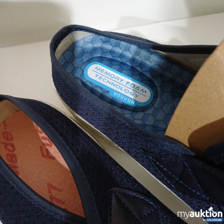 Artikel Nr. 470612 Artikel Nr. 470612: Slipper Memory Foam Technology