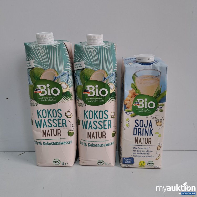 Artikel Nr. 816615 Artikel Nr. 816615: DM Bio 2x Kokoswasser 1L, 1x Sojadrink Natur 1L