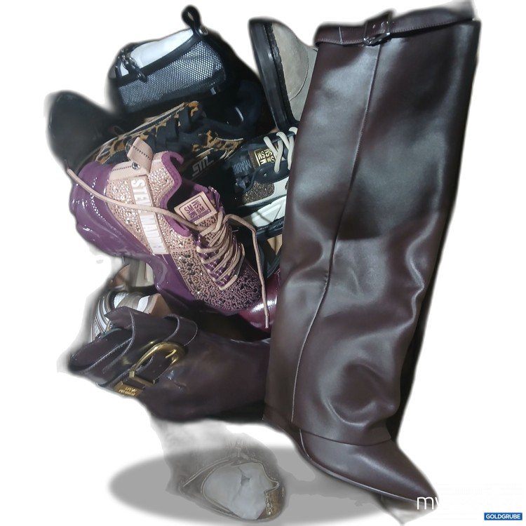 Artikel Nr. 885616: Diverse Einzelschuhe 