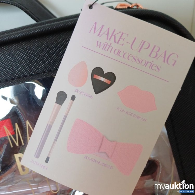 Artikel Nr. 976618: Make-Up Bag with Accessories