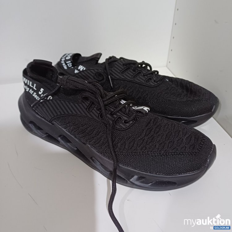 Artikel Nr. 469619 Artikel Nr. 469619: Sportschuhe mit Schnürung Größe 39